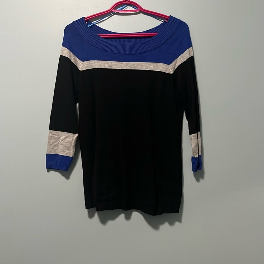 Long sleeve sweater